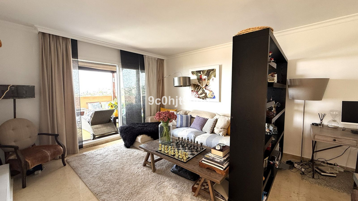 2 bedroom Apartments for sale in Elviria – R5126038 2 bedroom Apartments for sale in Elviria – R5126038