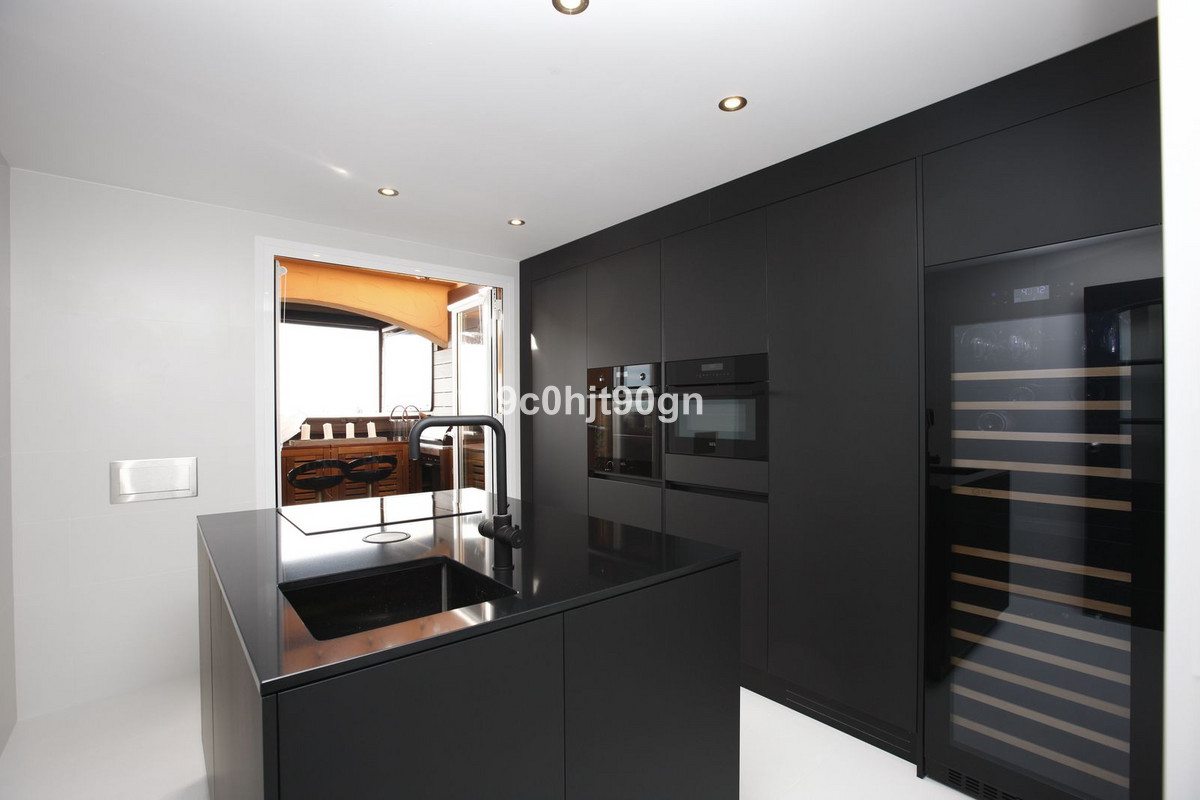 2 bedroom Apartments for sale in Elviria – R5126038 2 bedroom Apartments for sale in Elviria – R5126038