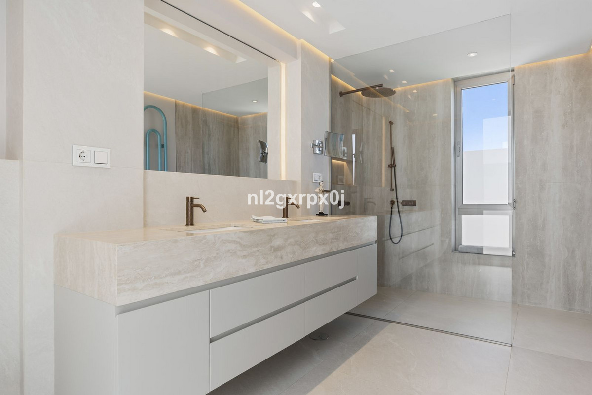 Villas de 3 dormitorios en venta en Marbella – R5249758 Villas de 3 dormitorios en venta en Marbella – R5249758