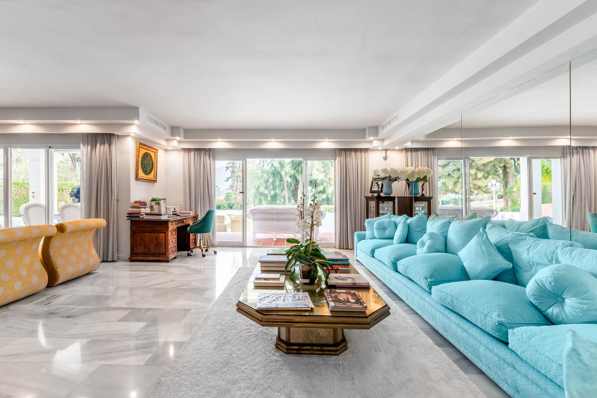 Pareados de 2 dormitorios en venta en La Quinta – R5169370