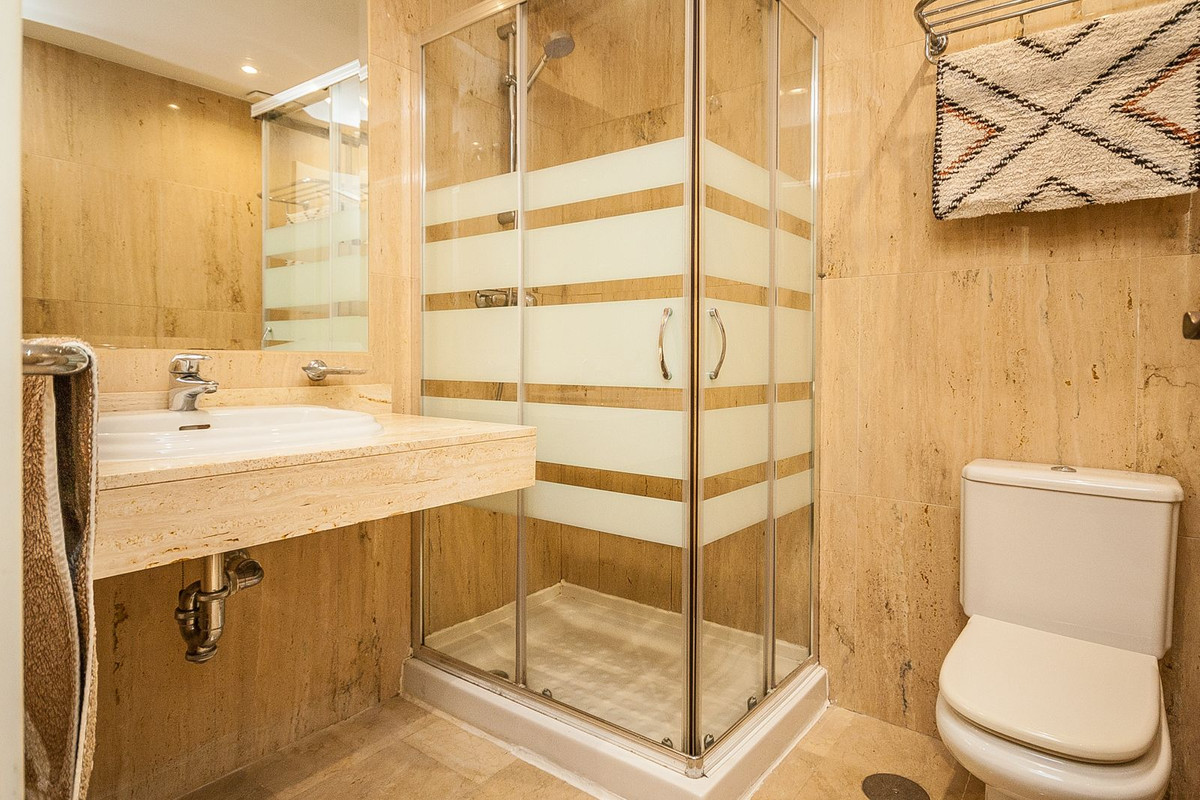 2 bedroom Apartments for sale in Elviria – R5308675 2 bedroom Apartments for sale in Elviria – R5308675