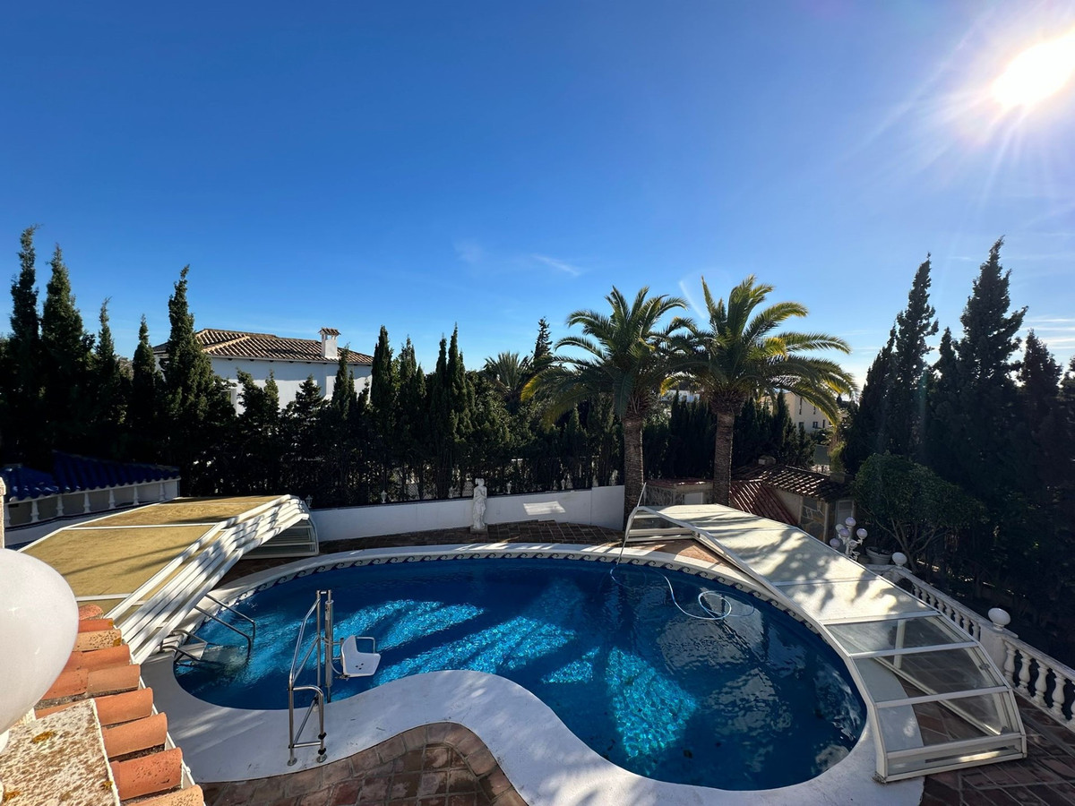 Villas de 5 dormitorios en venta en Marbesa – R5304679 Villas de 5 dormitorios en venta en Marbesa – R5304679