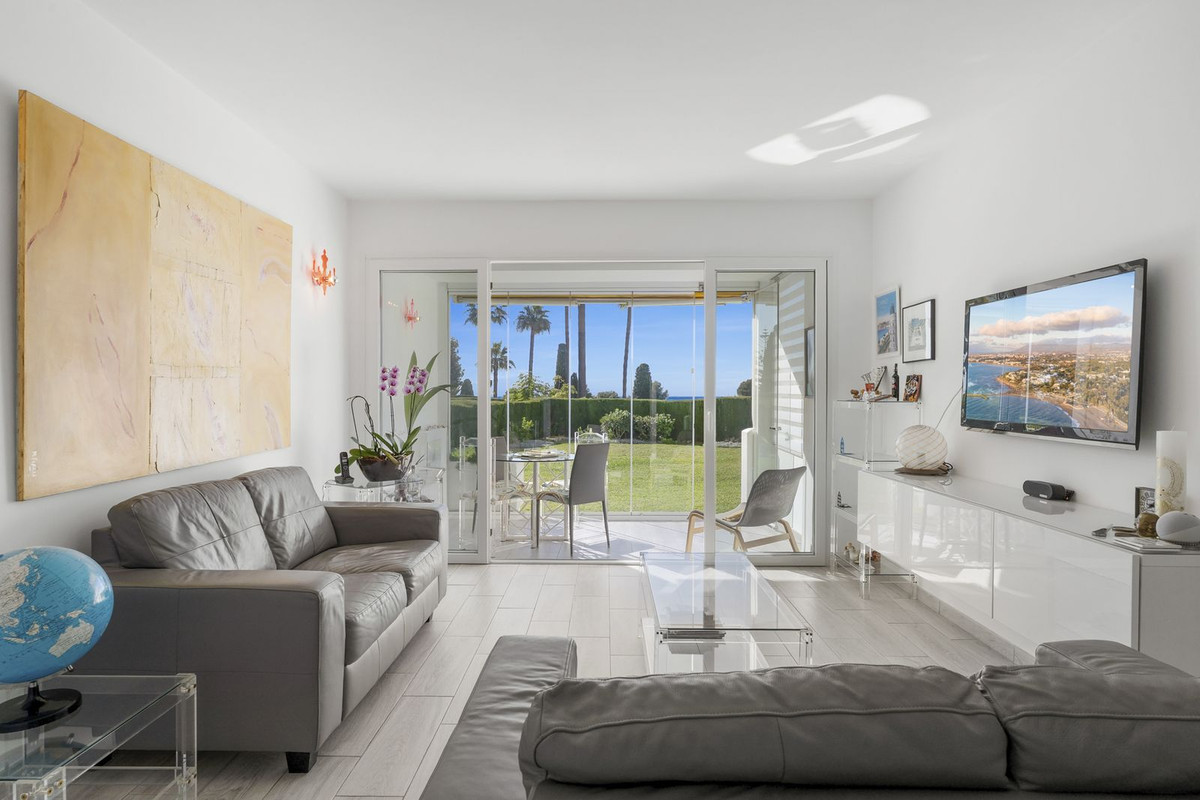 2 bedroom Apartments for sale in Miraflores – R5261125