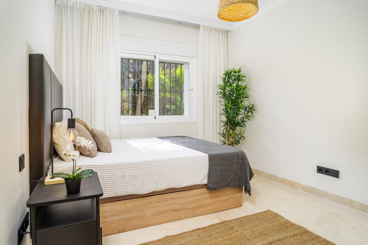 3 bedroom Apartments for sale in Marbella – R5153680