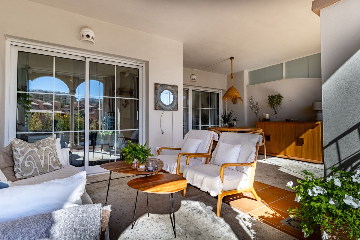 2 bedroom Apartments for sale in La Cala de Mijas – R5201845