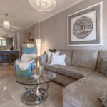 2 bedroom Apartments for sale in La Cala de Mijas – R5201845