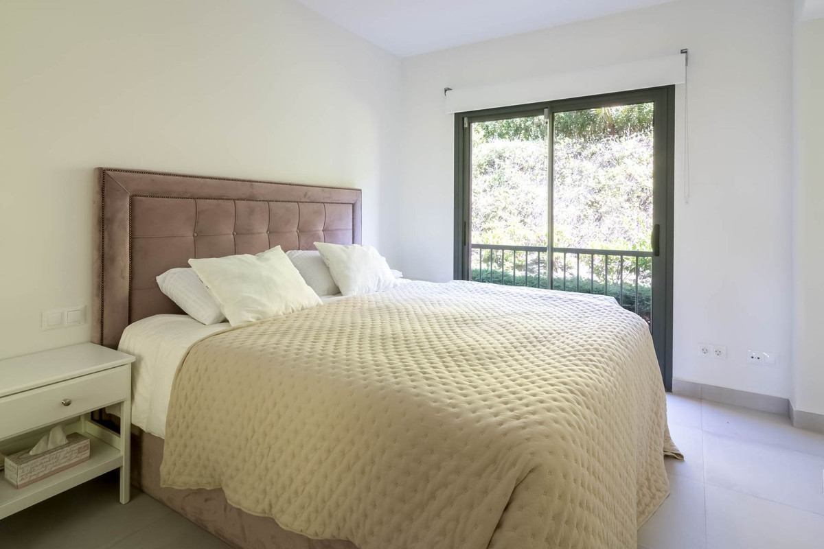 3 bedroom Apartments for sale in Los Flamingos – R5179399