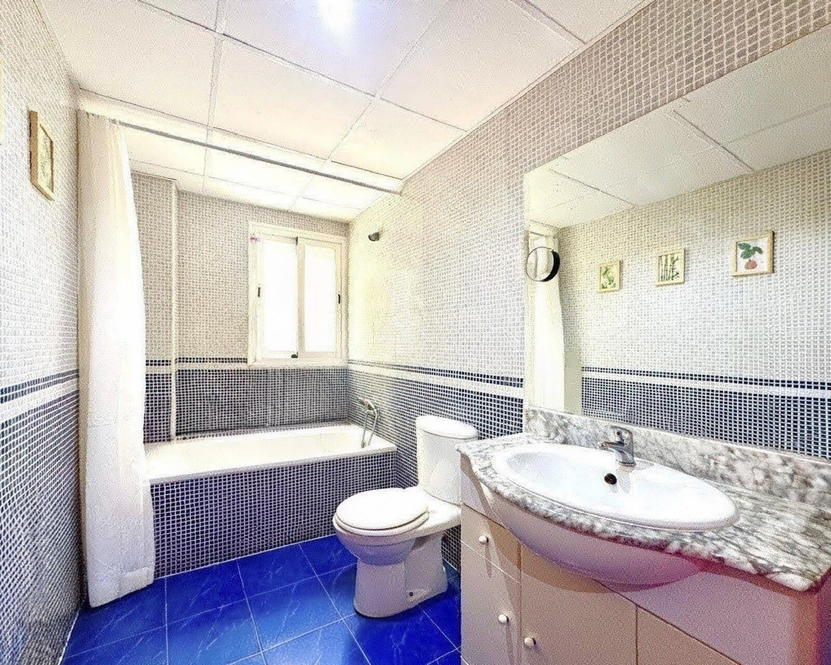 3 bedroom Apartments for sale in Riviera del Sol – R5289685