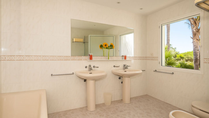 4 bedroom Villas for sale in Marbesa – R5272894 4 bedroom Villas for sale in Marbesa – R5272894 in