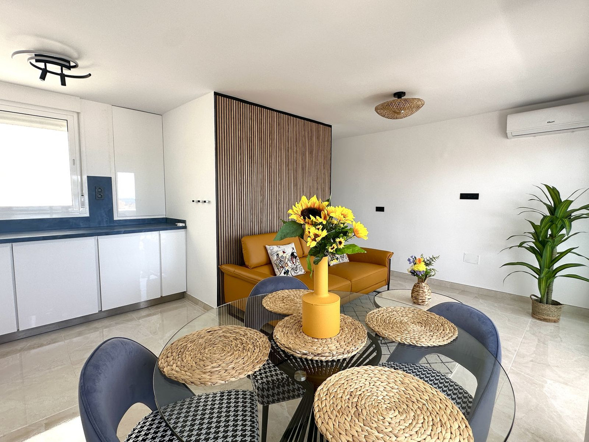 2 bedroom Apartments for sale in La Cala de Mijas – R5183143