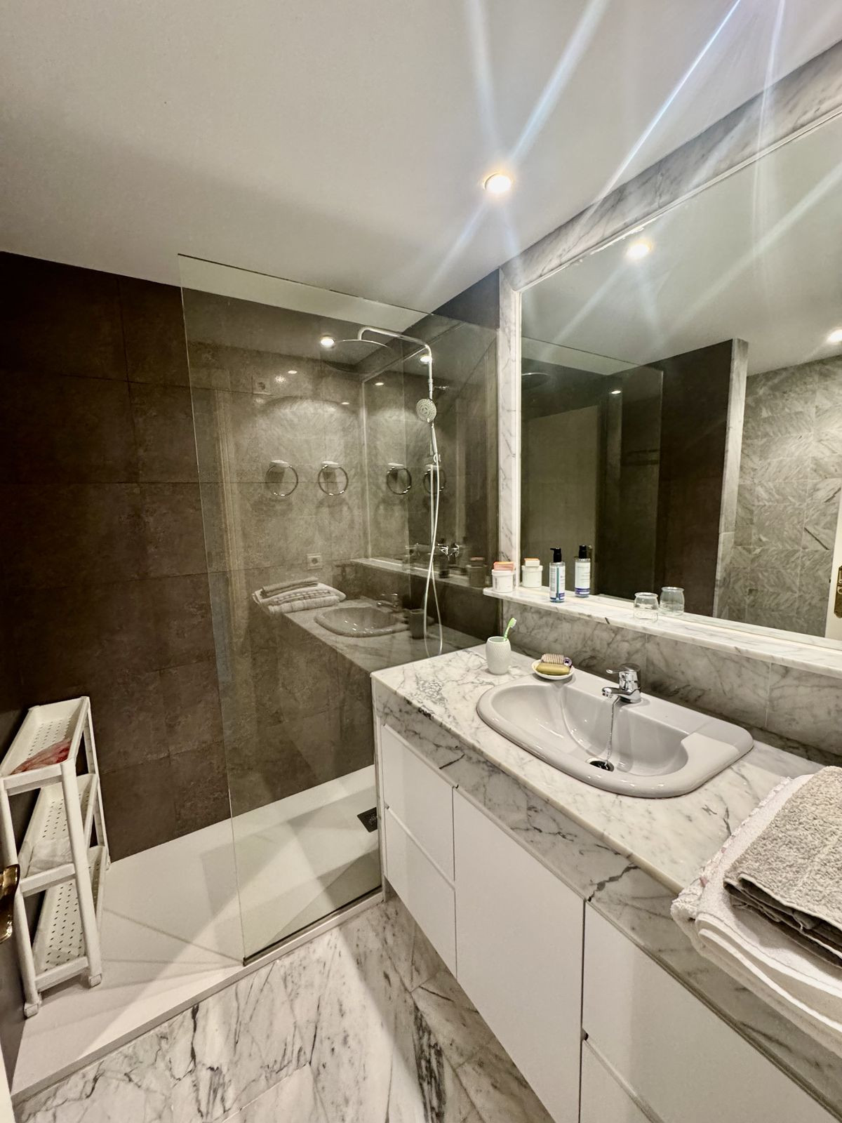 4 bedroom Apartments for sale in Guadalmina Baja – R5295298