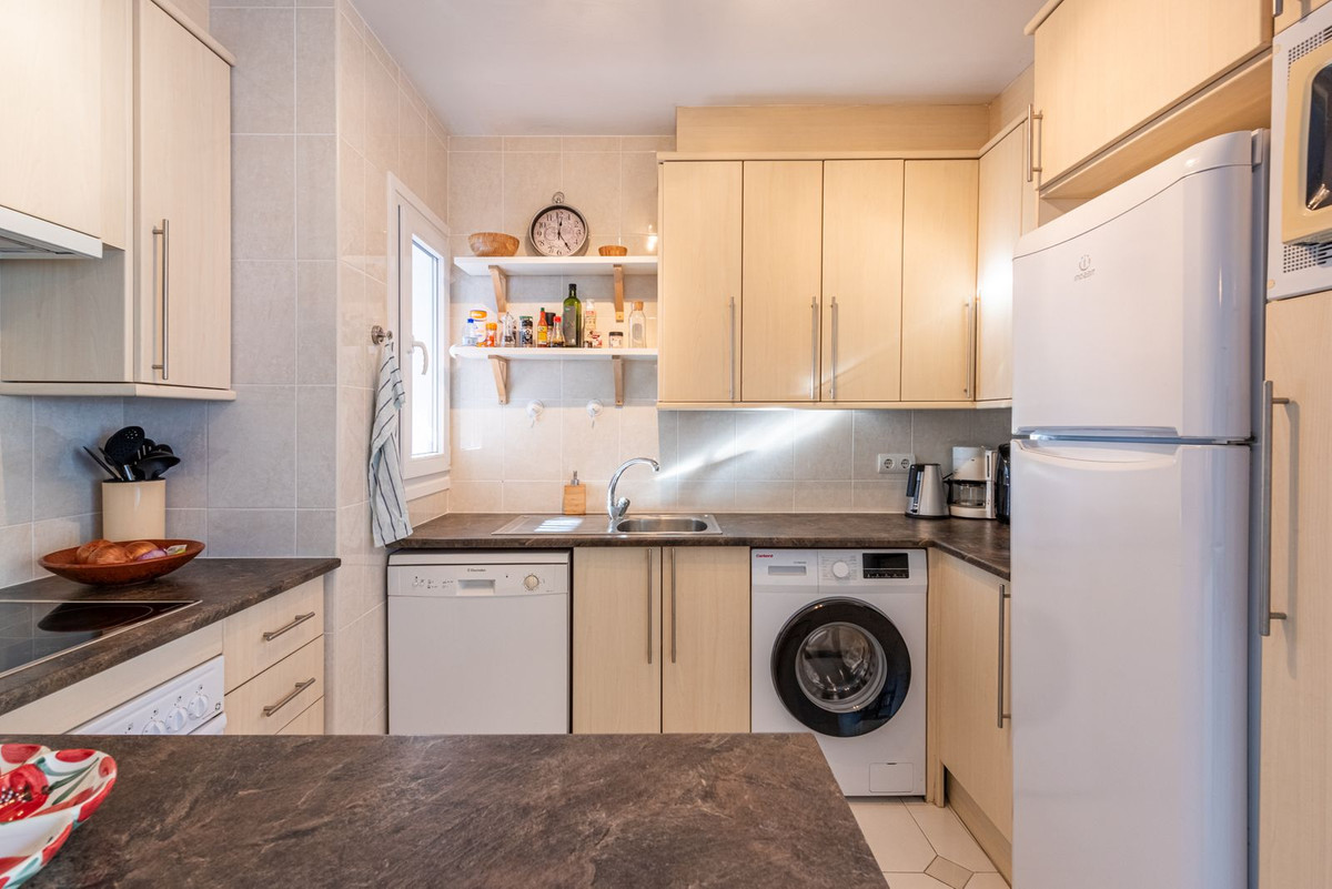 2 bedroom Penthouses for sale in Miraflores – R5286055