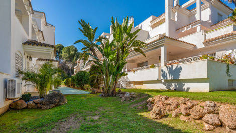 2 bedroom Apartments for sale in Marbella – R5314693