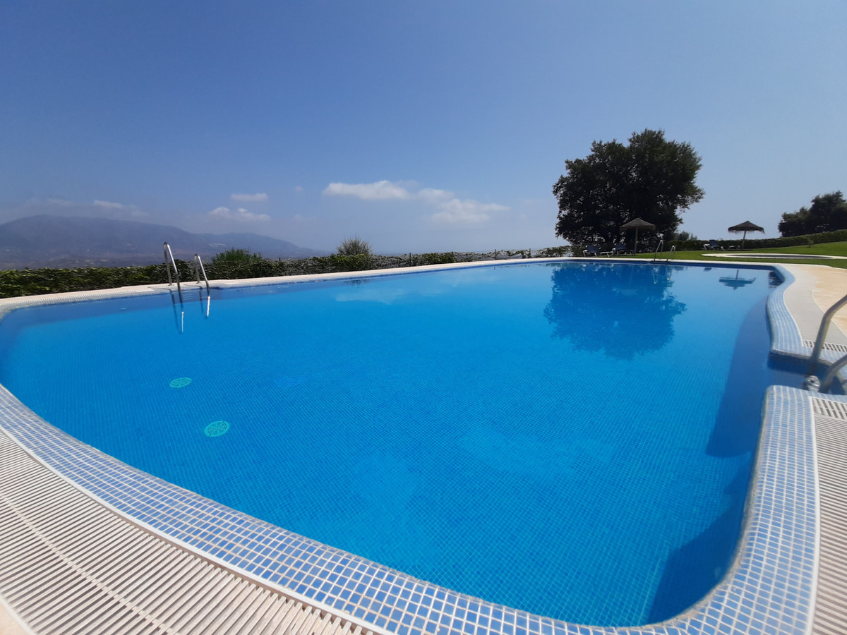 3 bedroom Townhouses for sale in La Mairena – R5286475