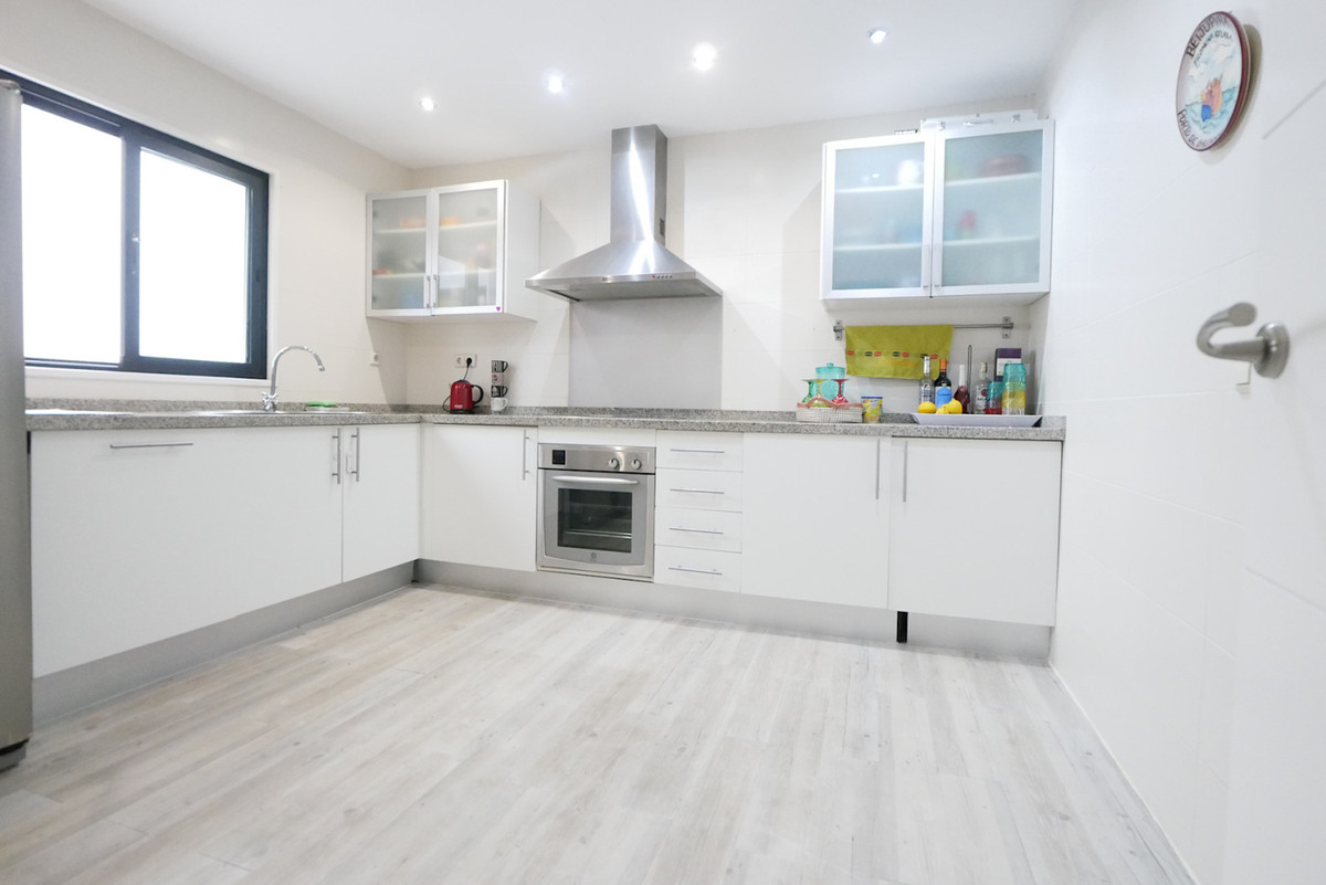 3 bedroom Townhouses for sale in La Mairena – R5286475