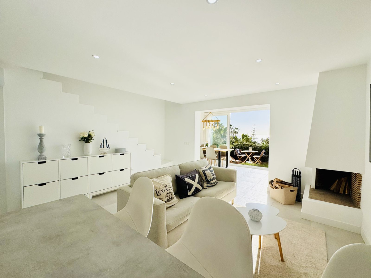 Adosados de 2 dormitorios en venta en Mijas – R5310964