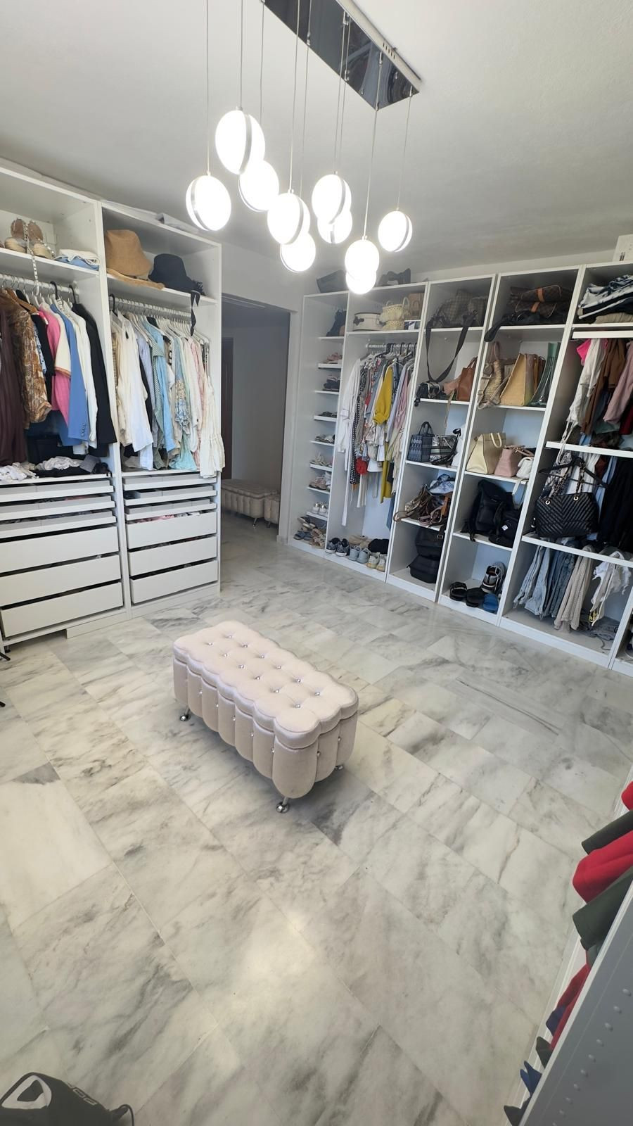 7 bedroom Villas for sale in Guadalmina Alta – R5230405