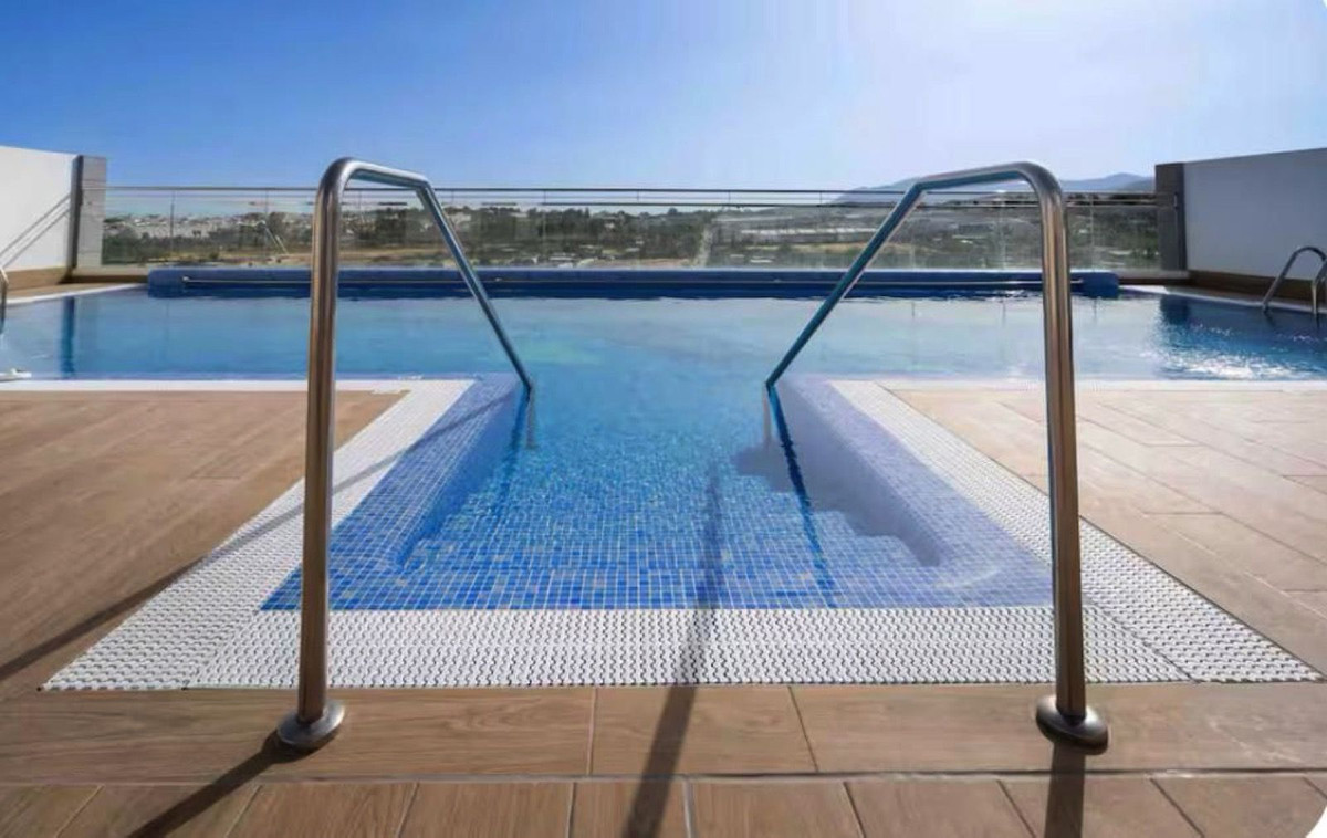 2 bedroom Apartments for sale in Marbella – R5309668