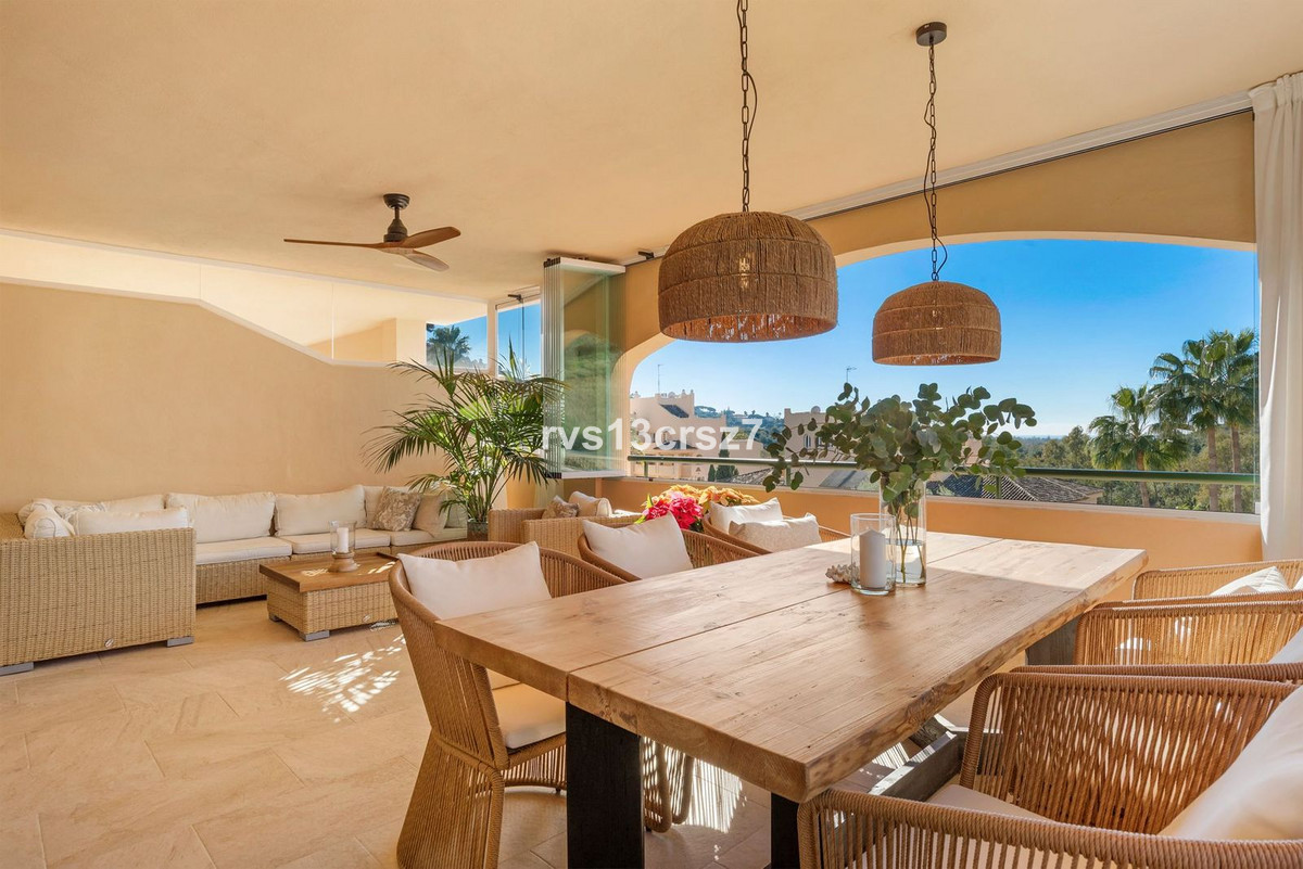 3 bedroom Apartments for sale in Elviria – R5286019