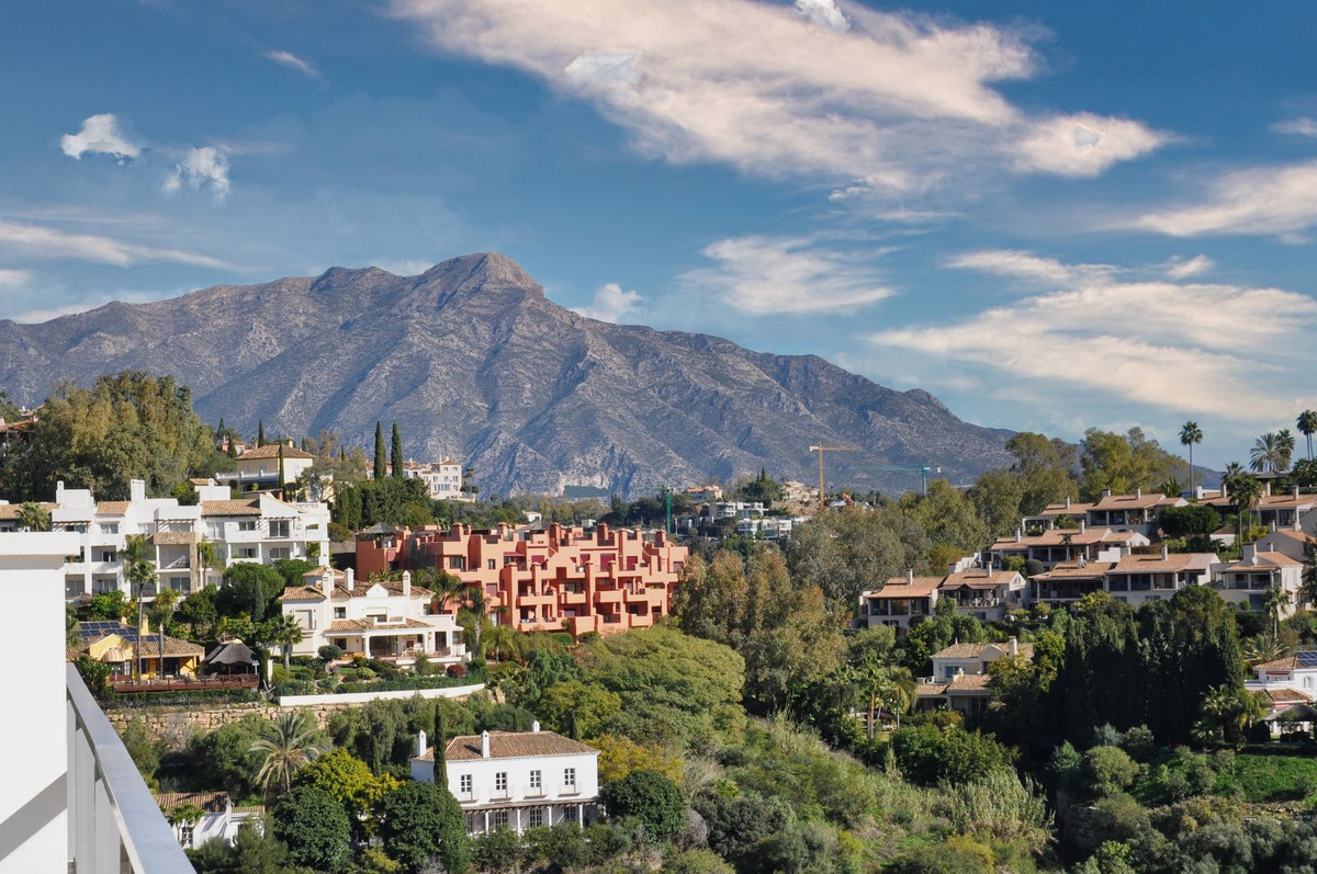 2 bedroom Apartments for sale in Los Arqueros – R5288539