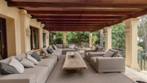 Villas de 4 dormitorios en venta en La Zagaleta – R4140697