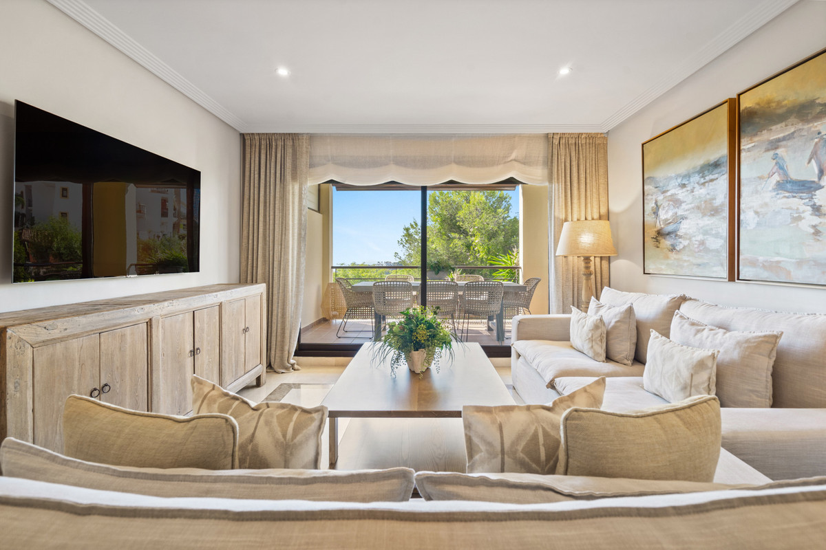 Apartamentos de 3 dormitorios en venta en Los Arqueros – R5249374