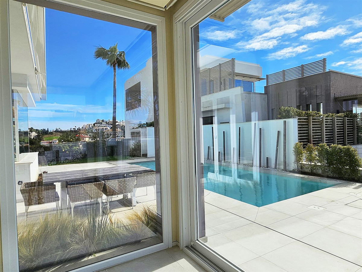 Villas de 5 dormitorios en venta en Riviera del Sol – R5311582 Villas de 5 dormitorios en venta en Riviera del Sol – R5311582