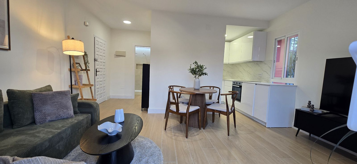 1 bedroom Penthouses for sale in Nueva Milla de Oro – R5156146