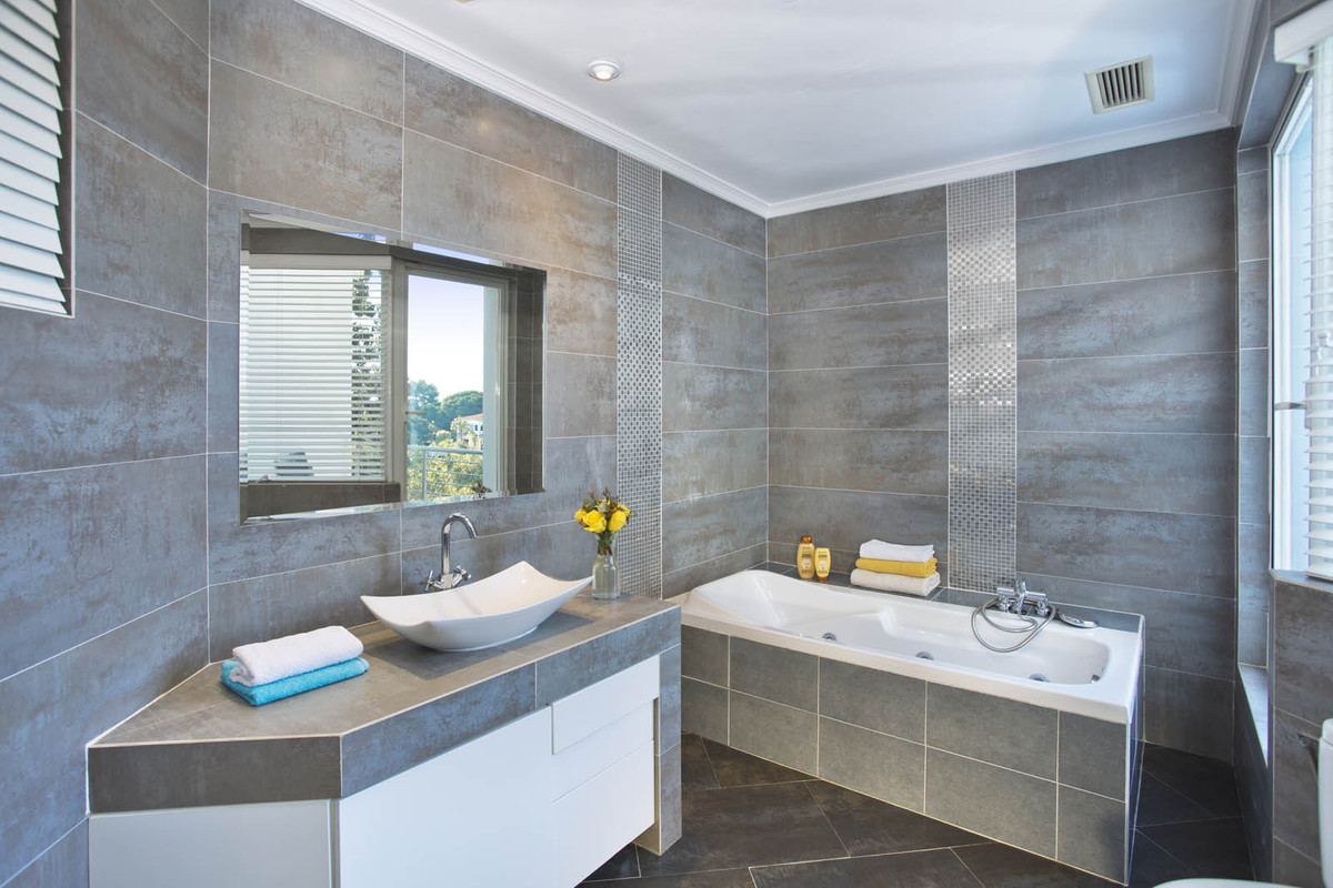 8 bedroom Villas for sale in Elviria – R4968919