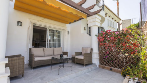 Adosados de 4 dormitorios en venta en Riviera del Sol – R5238892