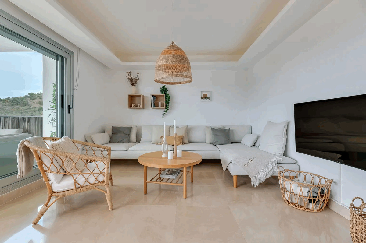 3 bedroom Apartments for sale in Los Arqueros – R5305408