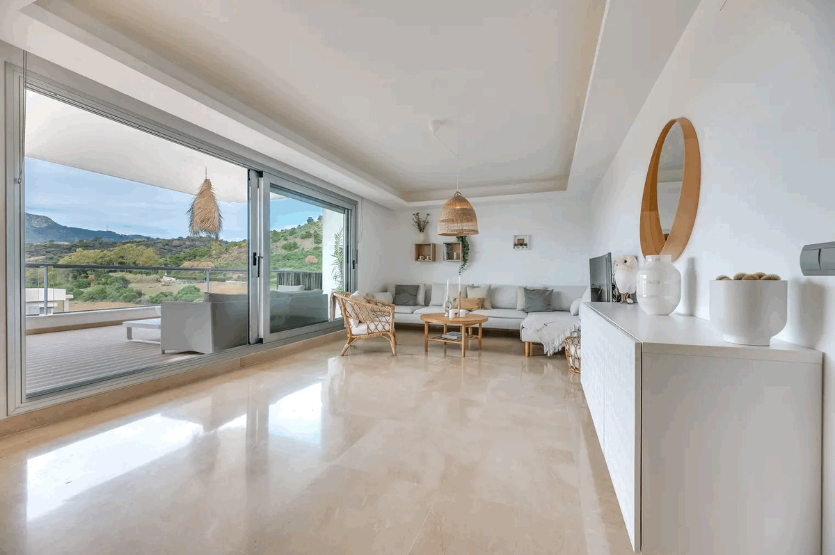 3 bedroom Apartments for sale in Los Arqueros – R5305408