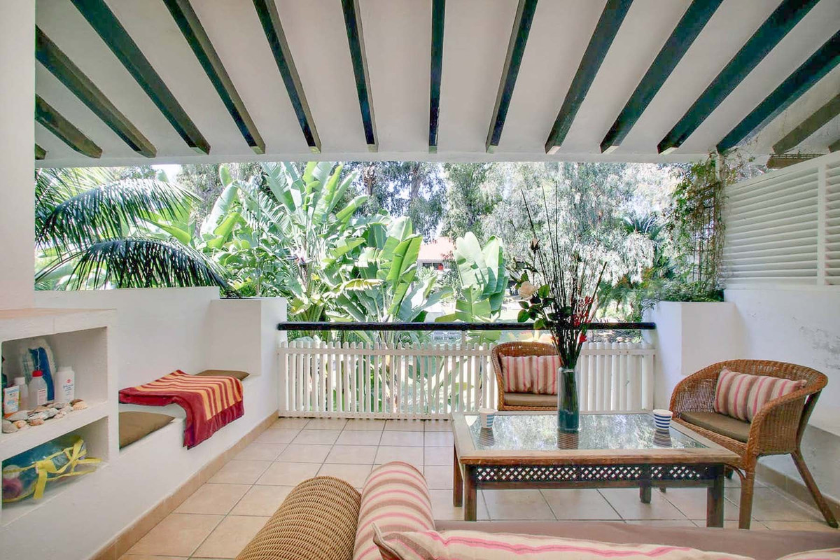 Apartamentos de 2 dormitorios en venta en Marbella – R4206463