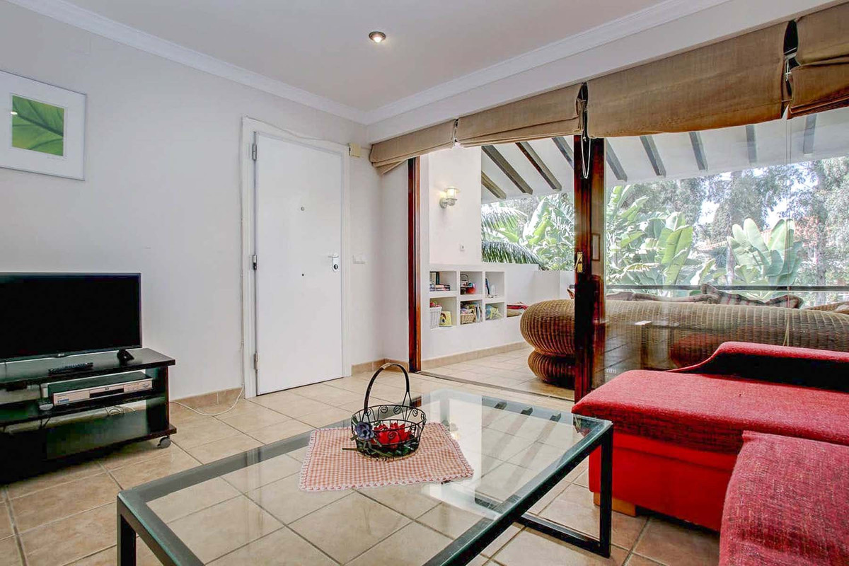 Apartamentos de 2 dormitorios en venta en Marbella – R4206463