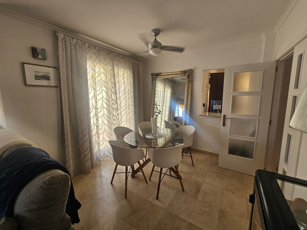 Pareados de 4 dormitorios en venta en Riviera del Sol – R5265502