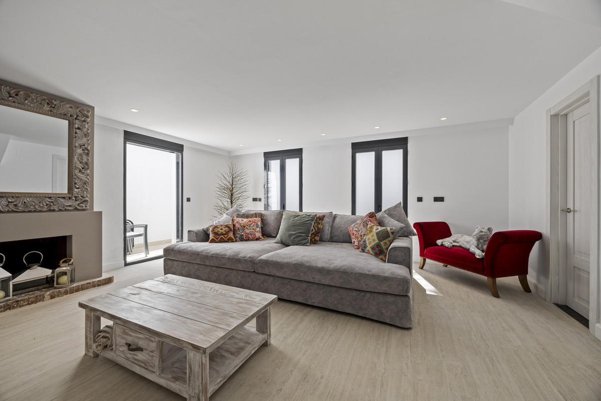 5 bedroom Villas for sale in Guadalmina Alta – R5264038