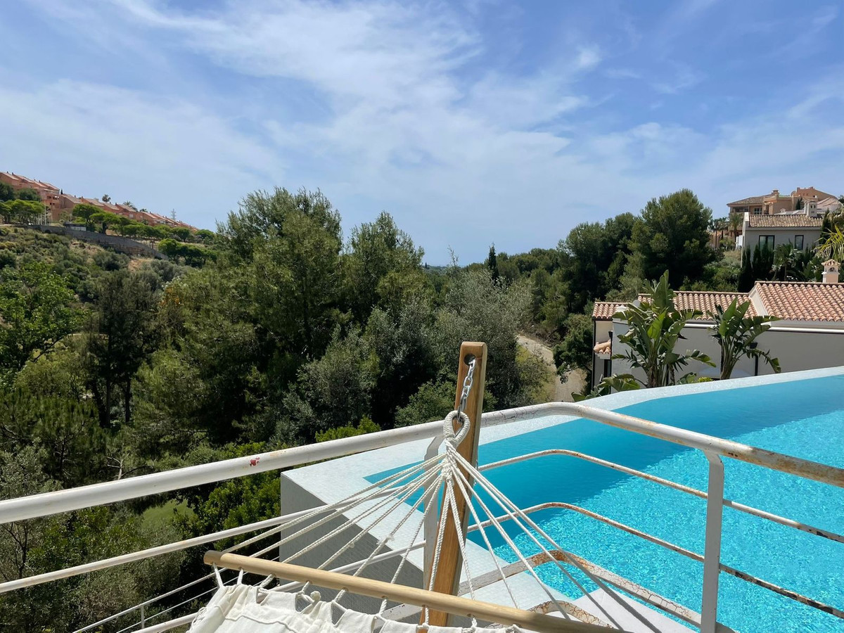 7 bedroom Villas for sale in Elviria – R3985633 7 bedroom Villas for sale in Elviria – R3985633