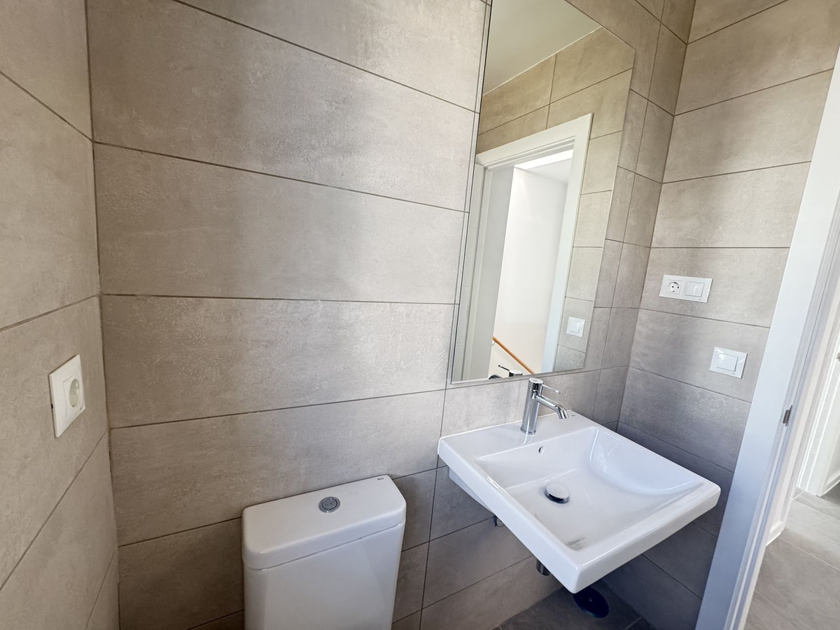 4 bedroom Townhouses for sale in Riviera del Sol – R5177182