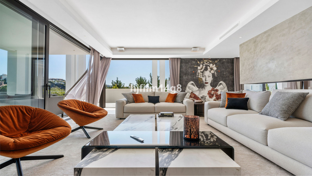 5 bedroom Villas for sale in Los Flamingos – R5309347