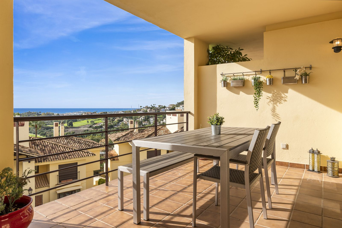 2 bedroom Apartments for sale in Los Arqueros – R5298283