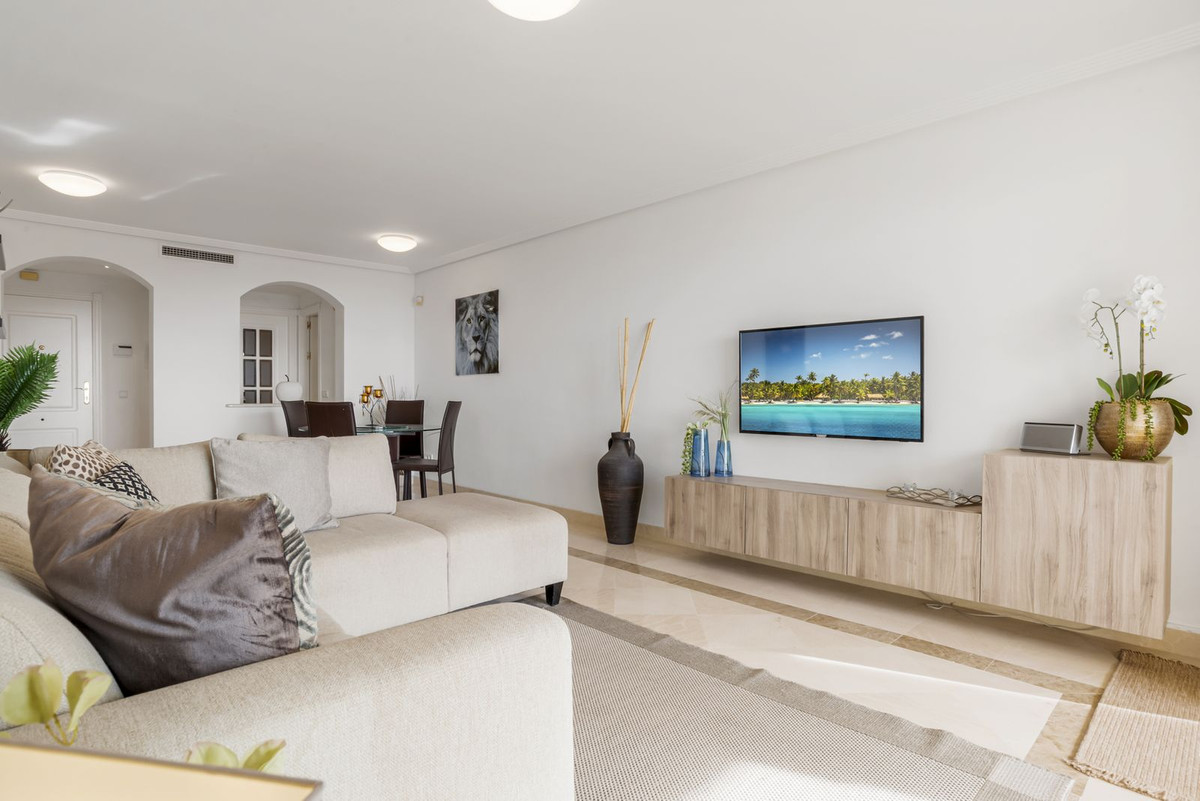 2 bedroom Apartments for sale in Los Arqueros – R5298283