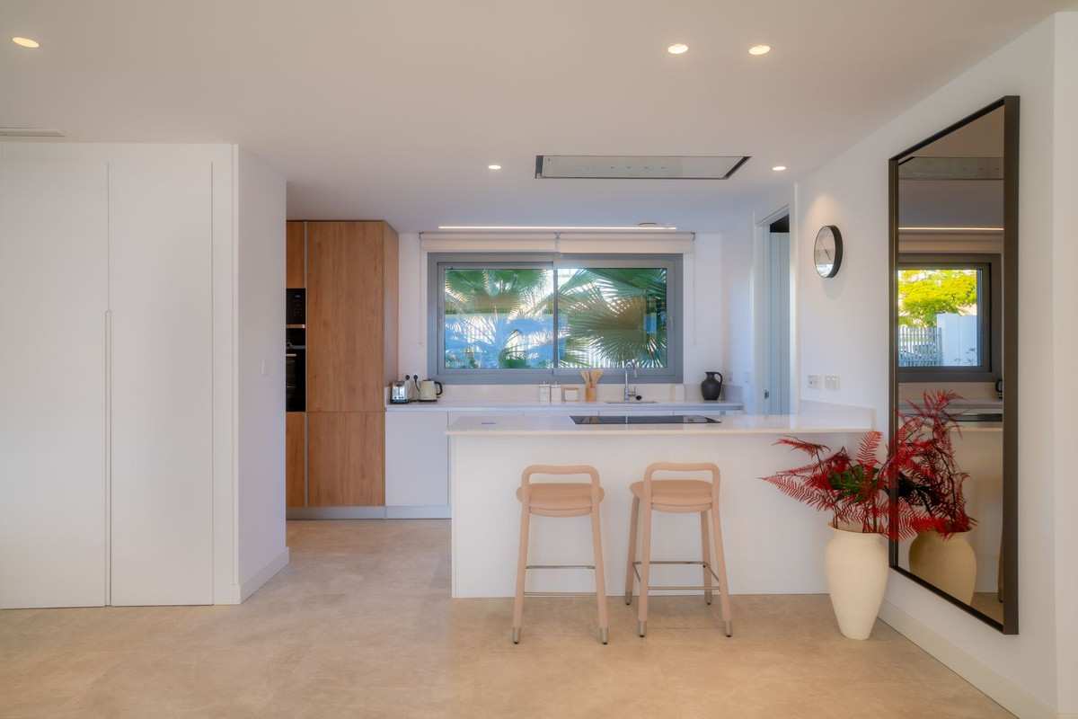 3 bedroom Apartments for sale in Marbella – R5263690