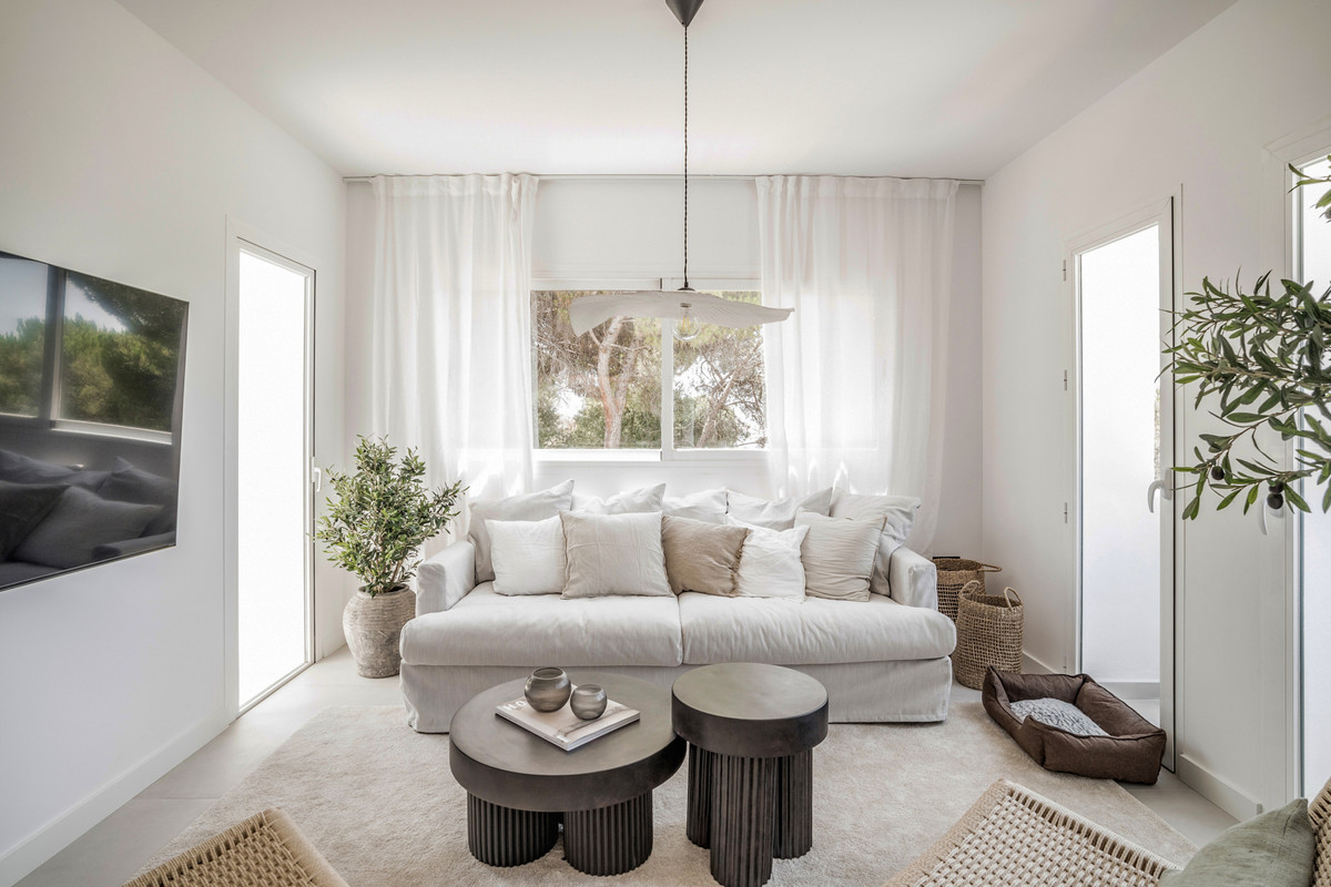 3 bedroom Apartments for sale in La Quinta – R5253781