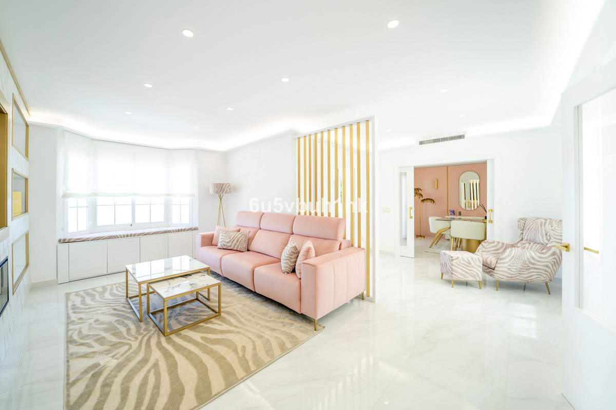 Adosados de 4 dormitorios en venta en La Mairena – R5308561