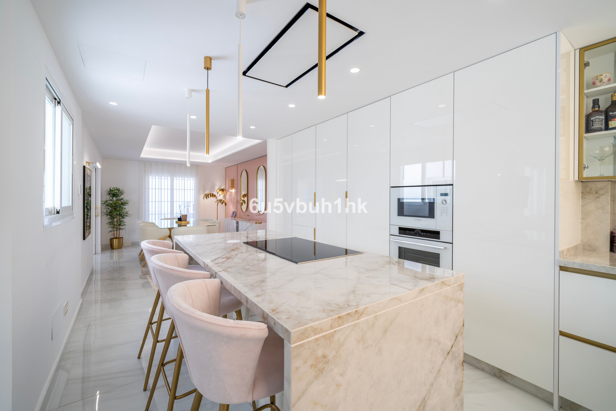 Adosados de 4 dormitorios en venta en La Mairena – R5308561