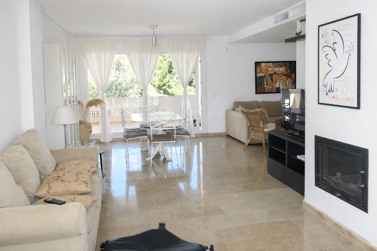 3 bedroom Apartments for sale in Riviera del Sol – R5297170