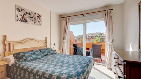 Apartamentos de 1 dormitorio en venta en Riviera del Sol – R5271625