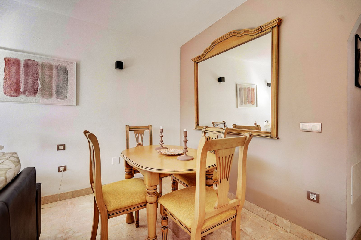 1 bedroom Apartments for sale in Riviera del Sol – R5271625