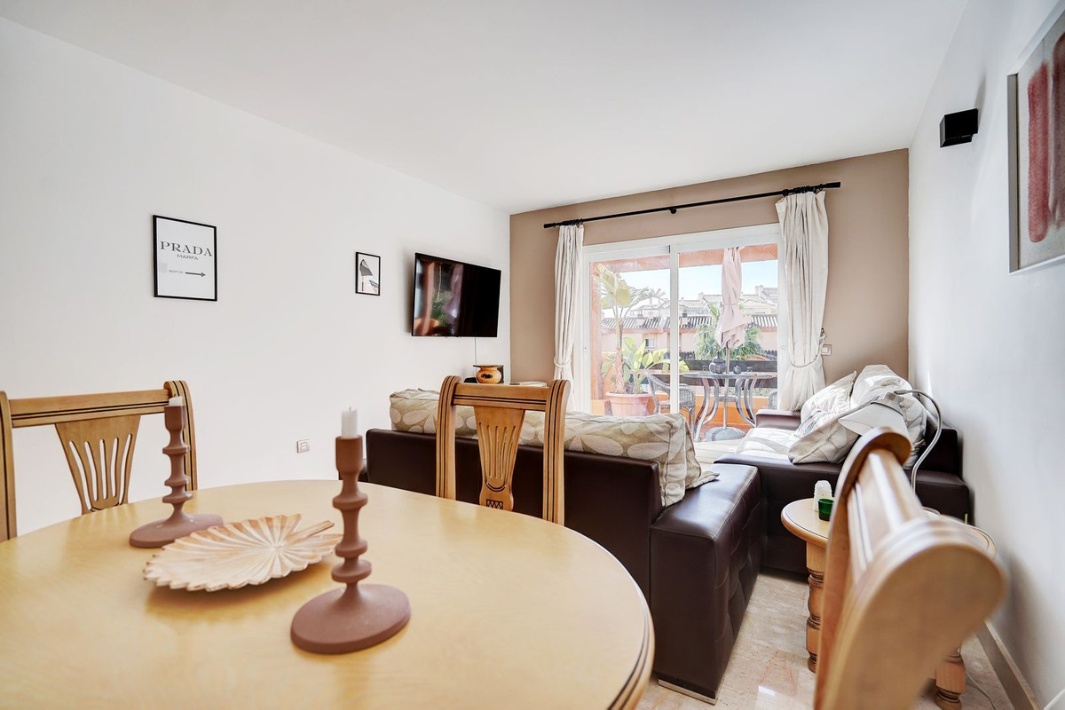 1 bedroom Apartments for sale in Riviera del Sol – R5271625