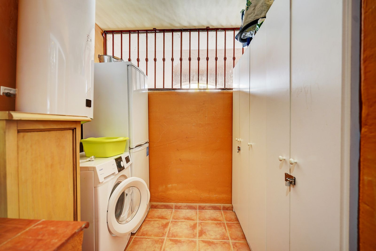 1 bedroom Apartments for sale in Riviera del Sol – R5271625